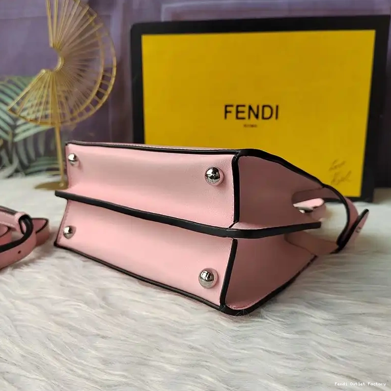 Cheap HOT Nappa In Pink ISeeU Fendi Leather Petite Bag Peekaboo 0513